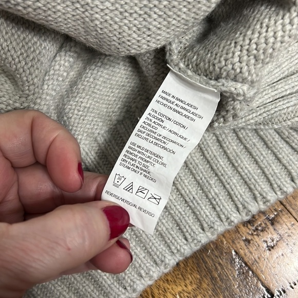 Izod Sweater FairIsle pattern Heathered cream with red and black Holiday L - Picture 7 of 13